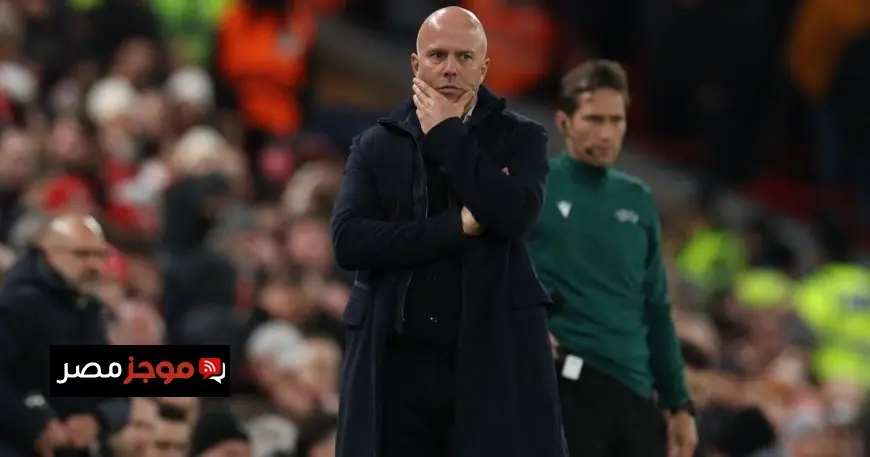 أرني سلوت يتصدى للانتقادات ويوجه الدعم لفان دايك بعد أزمة أيندهوفن