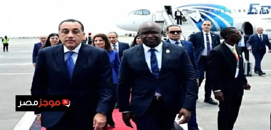 رئيس الوزراء يصل أنجولا للمشاركة في القمة السابعة بين الاتحاد الإفريقي والاتحاد الأوروبي