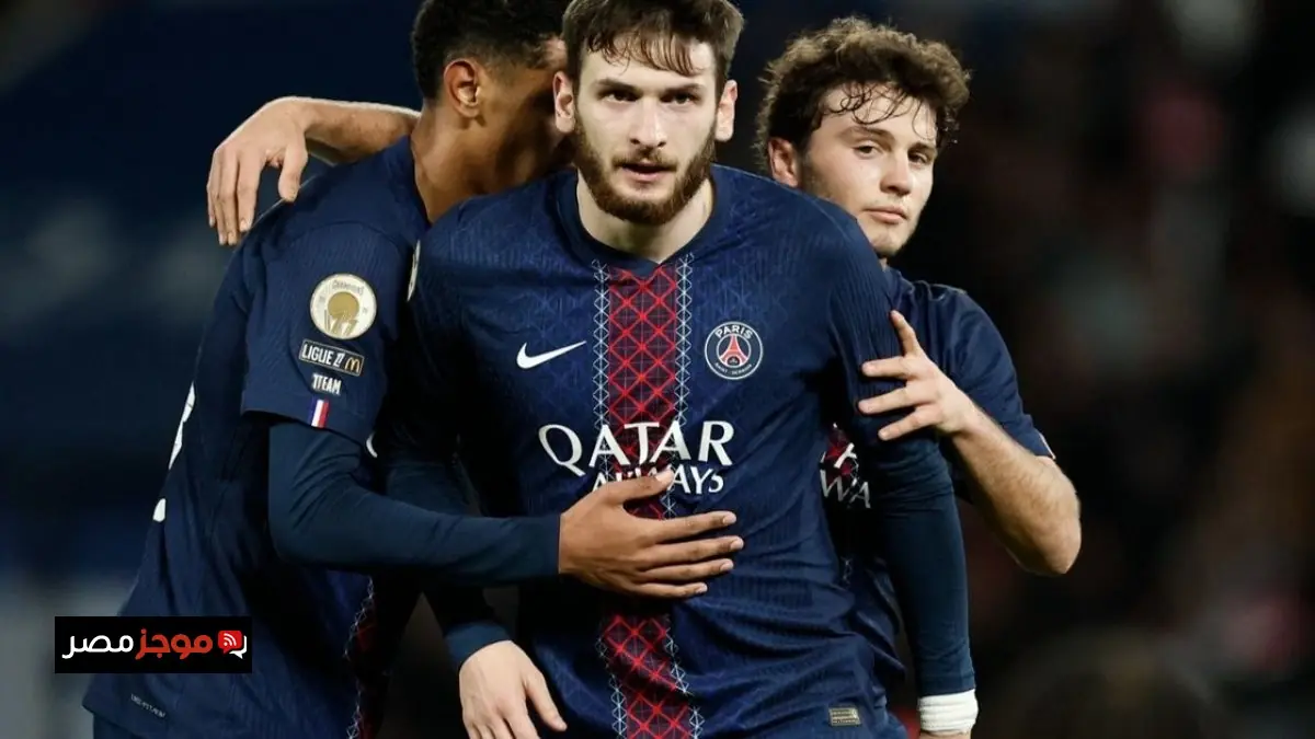 كفاراتسخيليا يتألق ويقود باريس سان جيرمان لتحقيق انتصار ساحق على رين في الدوري الفرنسي