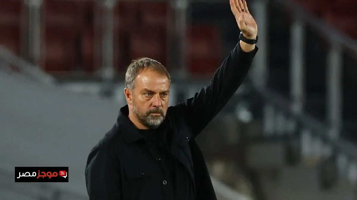 فليك يحتفل بنجاح لاماسيا ويطرح تساؤلات حول مستقبل قائد برشلونة