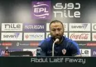 أحمد عبد الرؤوف يعقد محاضرة تحفيزية للاعبي الزمالك قبل مباراة كايزر تشيفز اليوم
