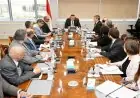 وزير الإسكان يعقد اجتماعًا مع وفد بنك الاستثمار الأوروبي لتعزيز أواصر التعاون المشترك