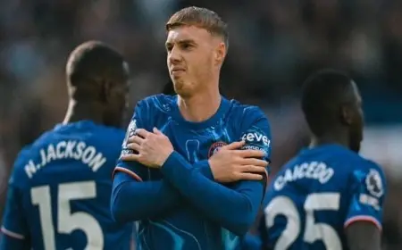 ماريسكا يكشف عن عودة كول بالمر لمواجهة أرسنال في الدوري الإنجليزي الممتاز