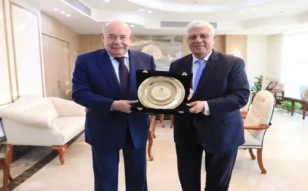 وزير التعليم العالي يناقش مع ممثل الرئيس الروسي تعزيز التعاون الأكاديمي بين مصر وروسيا