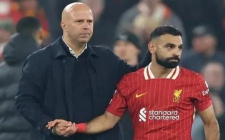 سلوت يشعل الأجواء بتصريحات مثيرة عن محمد صلاح قبل قمة ليفربول وسندرلاند