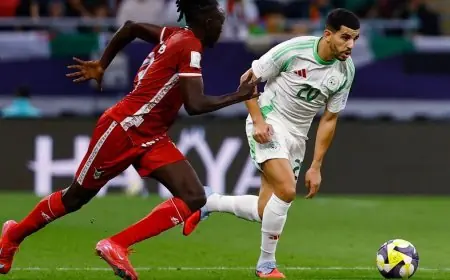 الجزائر تبدأ رحلة الدفاع عن لقب كأس العرب بالتعادل أمام السودان