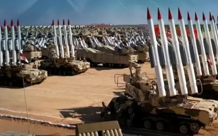 وزير الدفاع والإنتاج الحربي يرأس المرحلة الرئيسية للتمرين الصاروخي لقوات الدفاع الجوي