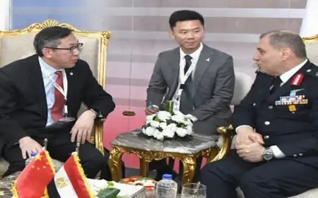 لقاءات مثيرة بين قادة الأفرع الرئيسية للقوات المسلحة خلال اليوم الأول لمعرض إيديكس 2025