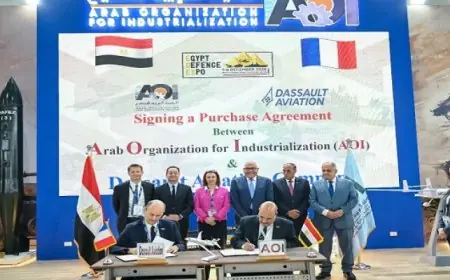 رئيس العربية للتصنيع وسفير فرنسا في القاهرة يوقعان عقداً جديداً لتعزيز الشراكة مع داسو الفرنسية