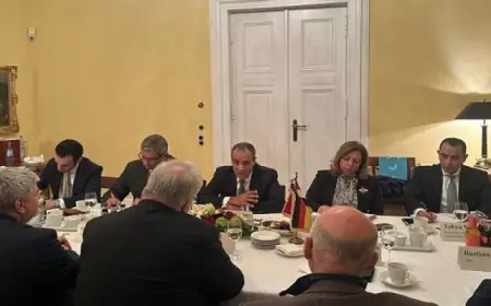 وزير الخارجية يؤكد أهمية الدبلوماسية البرلمانية لمصر خلال لقائه بمجموعة الصداقة البرلمانية المصرية الألمانية في البوندستاج