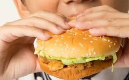 يونيسف تحذر من خطر الأطعمة الفائقة التصنيع على صحة الأطفال في جميع أنحاء العالم