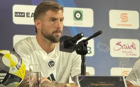 برشلونة يسعى لاستعادة إينيغو مارتينيز من النصر لتعويض أراوخو