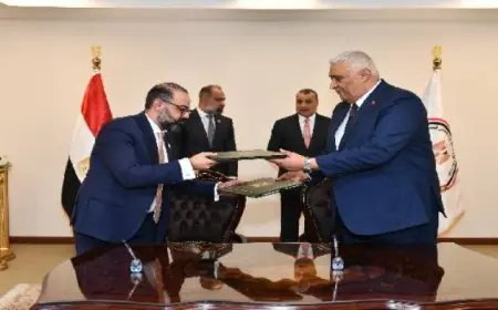 وزير الإنتاج الحربي يشارك في توقيع عقود التعاون العسكري لتعزيز الشراكات الإستراتيجية