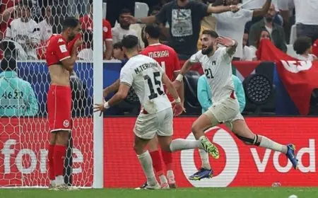 تعادل مثير بين فلسطين وتونس في كأس العرب 2025 يسجل لحظات رائعة بالفيديو