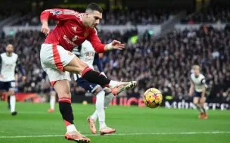 ويست هام يحقق تعادلًا مثيرًا مع مانشستر يونايتد في الدوري الإنجليزي الممتاز