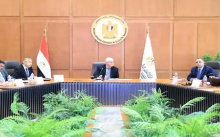 عائلة أم كلثوم تستمتع بمشاهدة فيلم الست برفقة صناع العمل والنجوم في القاهرة