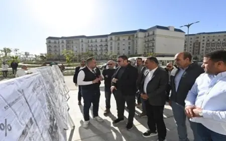 وزير الإسكان يزور مشروع مارينا 8 ويتفقد تطوير الطريق الرئيسي لمدخل مارينا 5