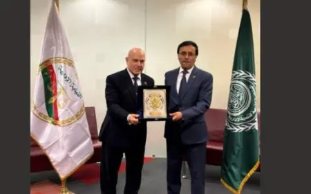 توقيع مذكرة تفاهم بين النيابة الإدارية والمنظمة العربية للتنمية الإدارية الآن بالصور