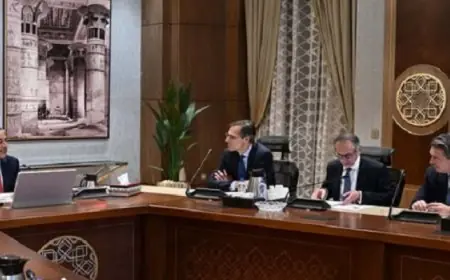 رئيس الوزراء يثني على العلاقات الاستراتيجية المتميزة بين مصر والبنك الأوروبي لإعادة الإعمار والتنمية
