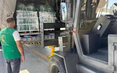 الطائرة الإغاثية السعودية الـ74 تصل مطار العريش لتعزيز الدعم الشعبي الفلسطيني