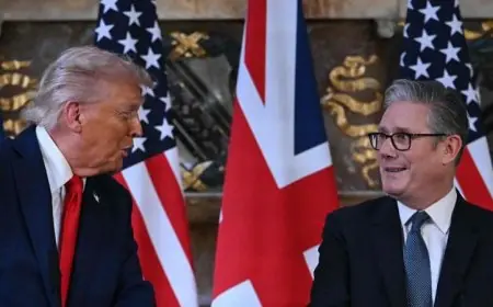 رئيس الوزراء البريطاني يناقش هاتفياً مع ترامب استراتيجية السلام في أوكرانيا