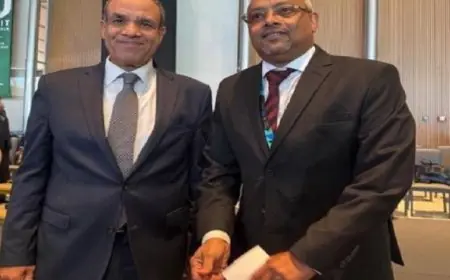 عبد العاطي ونظيره الجيبوتي يتبادلان الأفكار لتعزيز العلاقات الثنائية في جميع المجالات