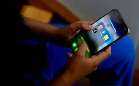 أستراليا تفرض قيودا جديدة مشددة على استخدام الأطفال لتيك توك وإنستجرام