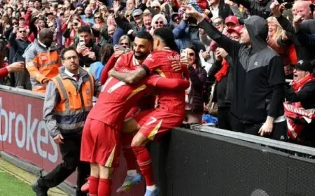 كاراجر يعتذر لصلاح ويتمنى عودته لتشكيلة ليفربول في الموسم المقبل