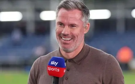 جيمي كاراغر يقدم اعتذاره لمحمد صلاح بشكل مباشر على الهواء