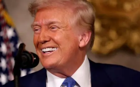 ترامب يعلن عن قرب التوصل إلى اتفاق تاريخي لحل أزمة أوكرانيا