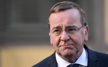 بوريس يدعو لإعادة تقييم دورنا في الاتحاد الأوروبي والناتو بسبب التحولات الجيوسياسية