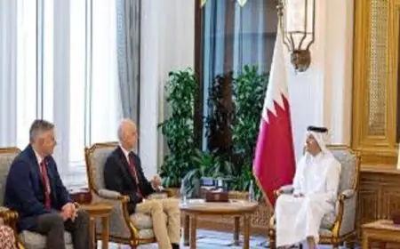 رئيس الوزراء ووزير الخارجية القطري يرحب بوفد الكونجرس الأمريكي في الدوحة
