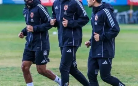 مران الأهلي يشهد محاضرة مميزة لتوروب مع فقرات خططية متنوعة للاعبين