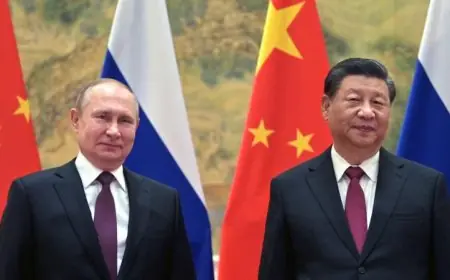 روسيا والصين تعززان التعاون العسكري وتتناقشان حول قضايا الأمن الدولي