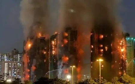 الرئيس التنفيذي لهونج كونج يسعى لتشكيل لجنة تحقيق في أسباب حريق تاي بو