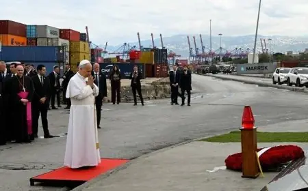 بابا الفاتيكان يؤكد ضرورة تجاوز الخلافات السياسية لإنجاح السلام في لبنان