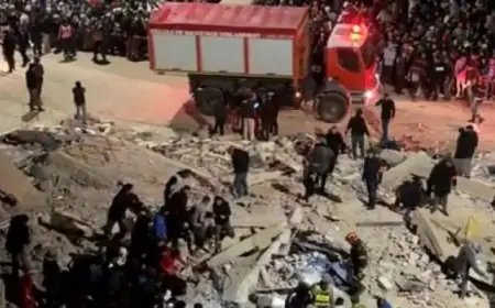 مأساة في فاس شمال المغرب انهيار منزلين يسفر عن مصرع 19 شخصا