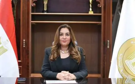 الوطنية للطوارئ والسلامة تتابع عمليات إزالة الأدوار المخالفة لضمان السلامة العامة