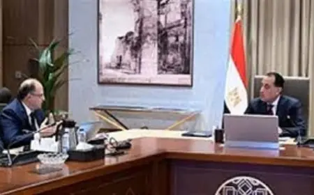 مدبولي يناقش مع رئيس هيئة الدواء مشروع التتبع الدوائي الوطني لتحقيق أمان أكثر في الصحة العامة