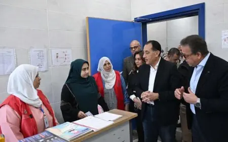 رئيس الوزراء يزور مركز طب الأسرة في طحانوب ضمن مبادرة حياة كريمة لتحسين الخدمات الصحية