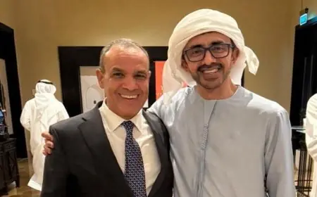 عبد العاطي وعبد الله بن زايد يستعرضان فرص تعزيز العلاقات المصرية الإماراتية