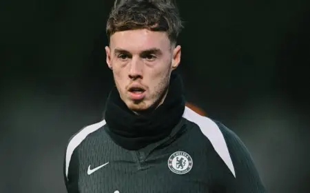 بالمر وفوفانا يستعدان لتمثيل تشيلسي في مواجهة مثيرة ضد إيفرتون