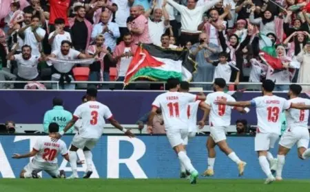 الأردن يتفوق على العراق وينتزع بطاقة نصف النهائي لمواجهة السعودية في كأس العرب 2025 فيديو