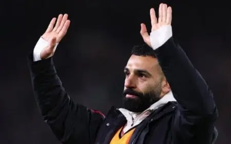 أيمن يونس يكشف أخطاء محمد صلاح ويطالب بالرد على سلوت في الملعب