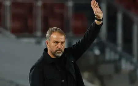 هانزي فليك يحقق إنجازاته مع برشلونة وأرقام هجومية مذهلة تثير الإعجاب