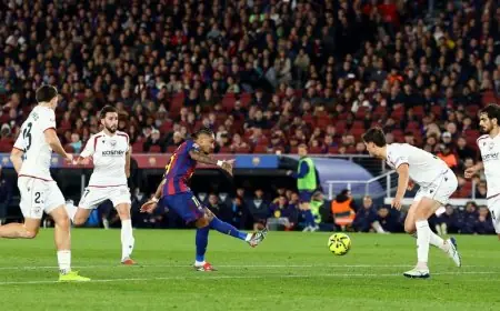 رافينيا يقود برشلونة لتفكيك دفاع أوساسونا ويعزز الفارق مع ريال مدريد إلى 7 نقاط