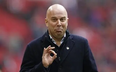 سلوت يوضح موقفه من أزمة محمد صلاح قبل مباراة برايتون الحاسمة