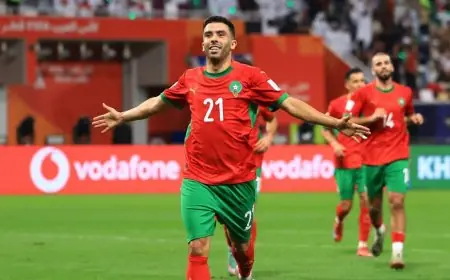 المغرب يسيطر على الشوط الأول أمام الإمارات في نصف نهائي كأس العرب
