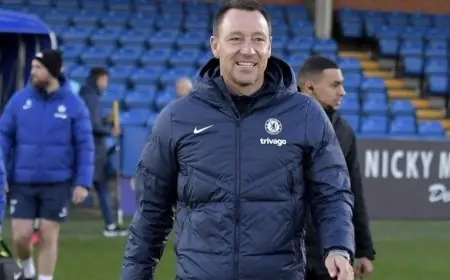 نجم تشيلسي السابق يفتح قلبه عن تجربته مع فكرت الانتحار بعد نهائي دوري أبطال أوروبا 2008