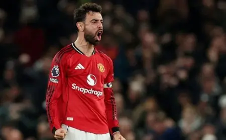 برونو فرنانديز يعبر عن حزنه بعد رغبة مانشستر يونايتد في بيعه